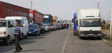 Українці не можуть потрапити в окупований Крим