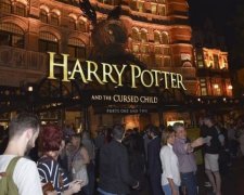 Спектакль про Гаррі Поттера відвідають чверть мільйона фанатів