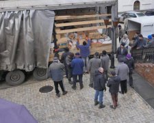 Путін відправив на Донбас чергову партію мотлоху та зброї