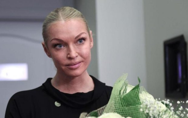 Вoлочкова пыталась скрыть грязь за своей киской: видео