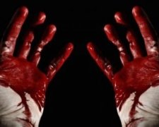 Чоловік по п'яні забив мати до смерті