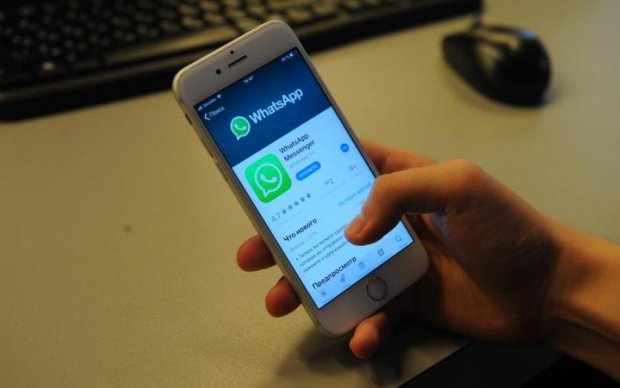 Замахнулся на WhatsApp: Роскомнадзор обрадовал новой блокировкой