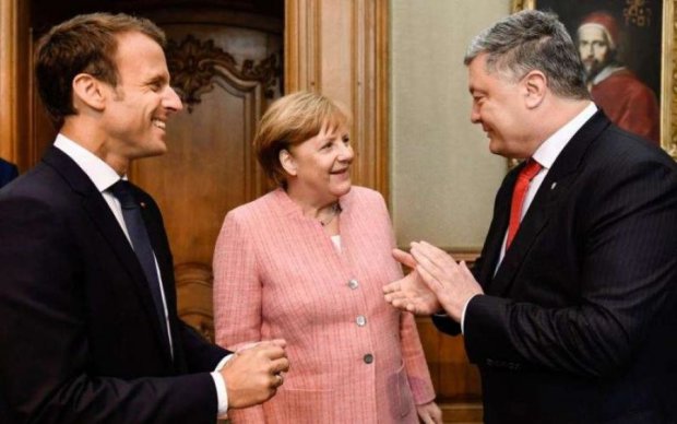 Північний потік, миротворці та Путін: Порошенко розповів про що говорив з Меркель та Макроном