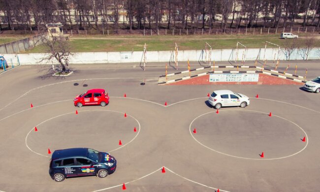 У Вінниці "клонують" нових Зайцевих, автошкола попалася на мерзенній схемі: скільки коштує "липове" посвідчення