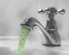 Конопляна вода тече в американському селі