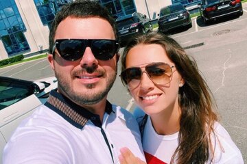 Ведучий "Холостяка" Решетник засвітився з вагітною красунею: "Чекаємо третього"