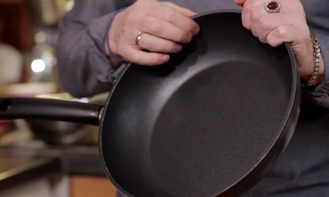 Сковородка. Фото: скрин youtube