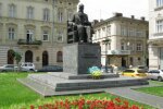 Его окрестили первым президентом: во Львове почтили память Михаила Грушевского
