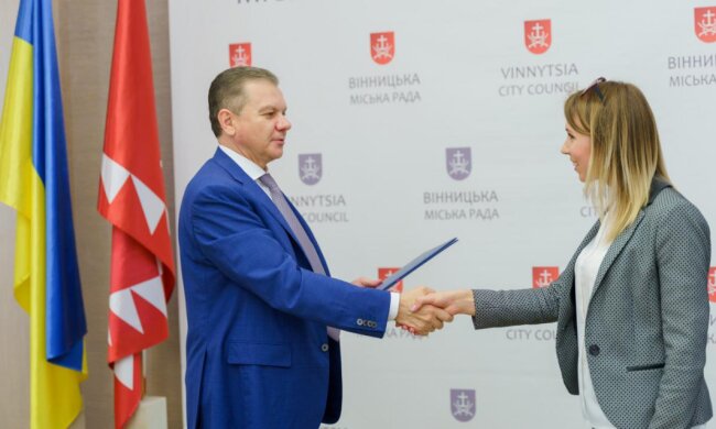 Вінниця різко "порозумнішає", перший крок уже зроблено: мер Моргунов підписав важливий документ