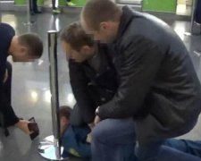 Головного митника аеропорту "Бориспіль" спіймали на хабарі