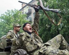 П'яні бойовики на Донбасі влаштували святковий алкотреш, гірше тварин: "нажерлись захиснички"