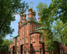 Российский храм принимает пожертвования ювелиркой