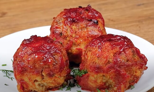 Тефтелі з гречки і рису, скріншот: YouTube