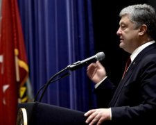 Порошенко прийняв важливе рішення про надзвичайний стан