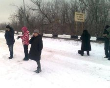 Сепаратисты отбросили Донецк в каменный век, а сами набивают карманы деньгами