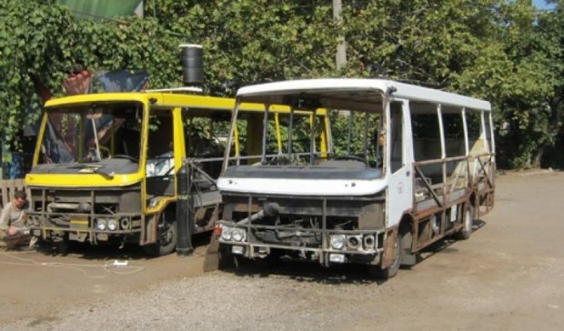 Столична влада вирішила ремонтувати старі автобуси замість покупки нових