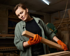 "Нежіночі" професії: фото з вільних джерел