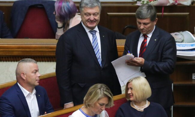 Найкраща подруга Порошенка засвітилася в ніжних обіймах Шуфрича, цинізм зашкалює: "Плювок у обличчя"
