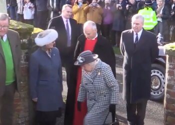 Королева Елизавета II
