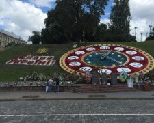 Запам'ятайте це обличчя: неадекват розгромив меморіал на Майдані