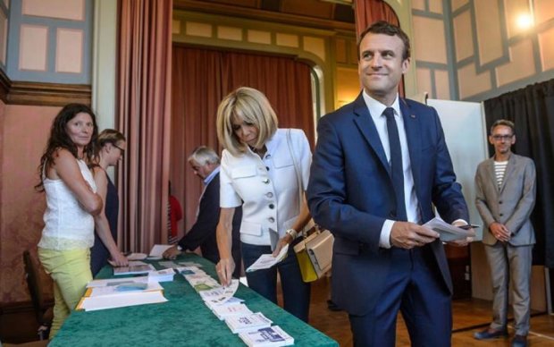 Парламентские выборы во Франции: названы результаты