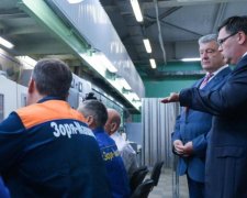 Охрана Порошенко закрыла рот "неудобному" журналисту: видео