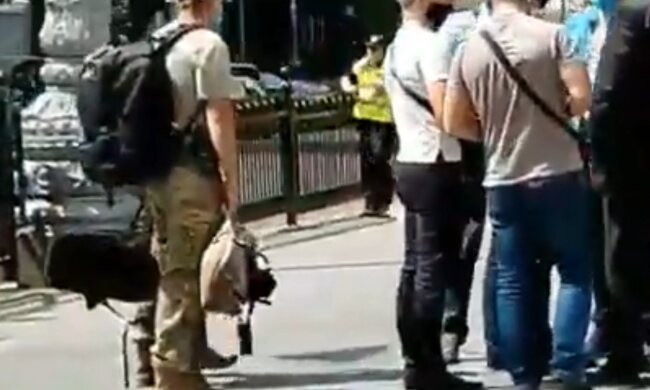 До Ради в Києві зігнали снайперів, чекають Зеленського