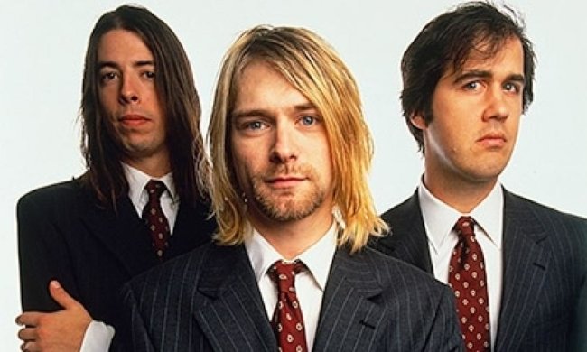 Австралієць зіграв всі хіти "Nirvana" за 5 хвилин (відео)