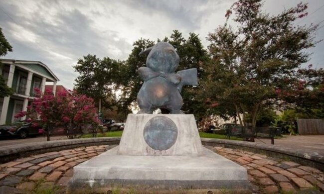 В США поставили памятник покемону (ФОТО)