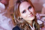 Фото зі сторінки Анни Кошмал