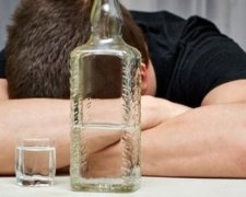 Суворі челябінські чоловіки йдуть у мери за пляшку