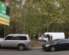 Бешеный соратник Зеленского с ножом устроил войну за билборд в центре города - все ради мэрского кресла