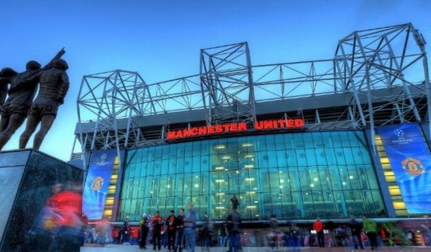 На стадіоні "Манчестер Юнайтед" встановили антитерористичні вікна