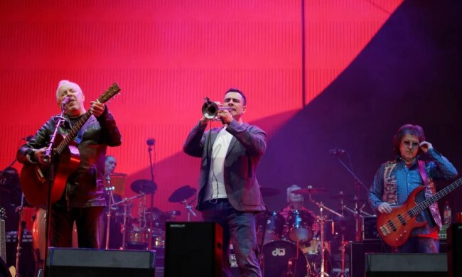 Музиканта "Машины времени" побила банда в масках: переслідували і колотили ногами