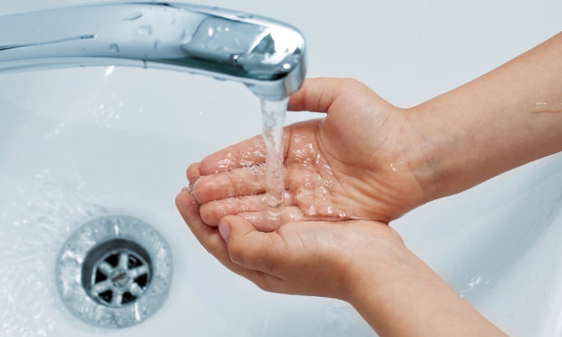 Дніпрян змусять забути про душ: нові тарифи на воду - за межею здорового глузду