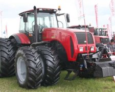 Украинские аграрии пересядут на новейшие тракторы