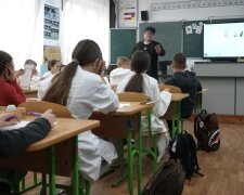 Вчитель Юрій Пахомов: фото скрін Ютуб