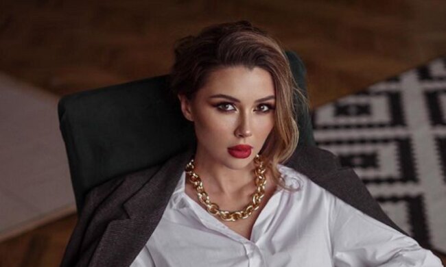 Дочь онкобольной Анастасии Заворотнюк размечталась о жизни вдали от мамы: "Тянет"