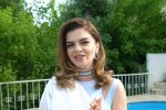 Пелін Карахан з "Величного століття" позбулася взуття заради фанатів: "На тебе приємно дивитися"