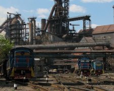 Стало відомо, хто контролює "віджаті" заводи Донбасу
