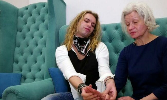 Свадебное путешествие с бабушкой: Гоген Солнцев обнародовал жуткие фото