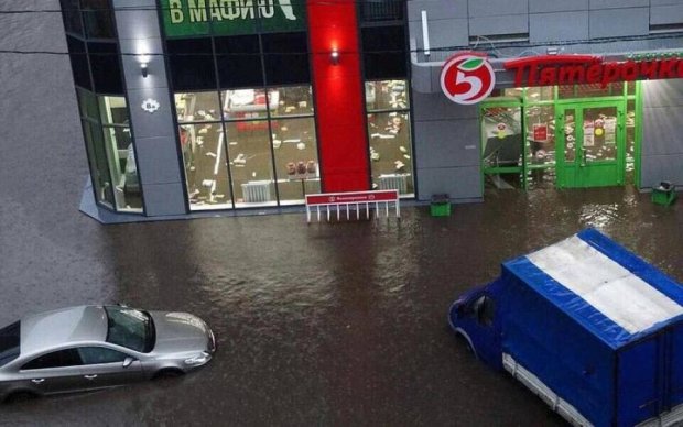 Великий потоп: погода продовжує карати росіян