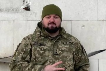 Скандального підполковника Руслана Цобенка, який попався на хабарі, повернули до ЗСУ: замішаний Тищенко