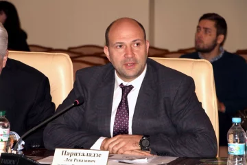 Лев Парцхаладзе