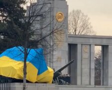 Меморіал у Берліні,скріншот