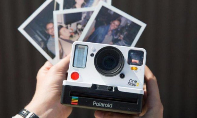 Камери Polaroid знову захоплять світ