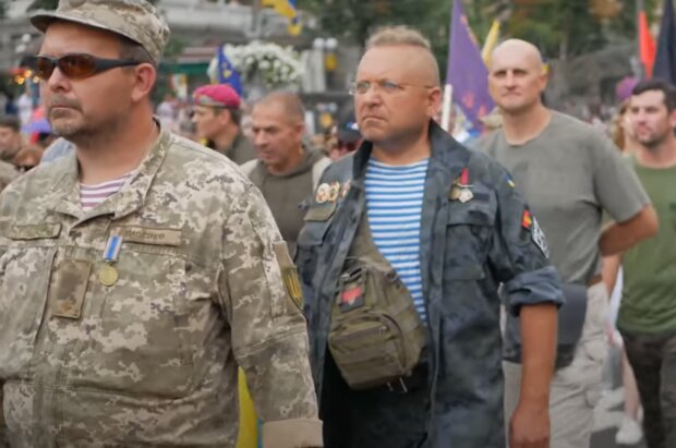 Сотни львовских ветеранов сидят без работы: "Воевали за вас, а теперь - не нужны?"