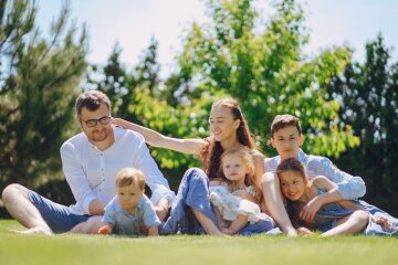 Багатодітна родина