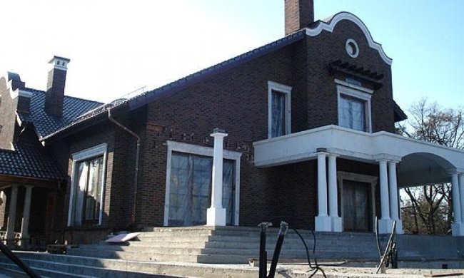 Генпрокуратура арестовала шикарные особняки Богатыревой