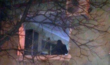 Жінка і дитина постраждали через вибух в Маріуполі
